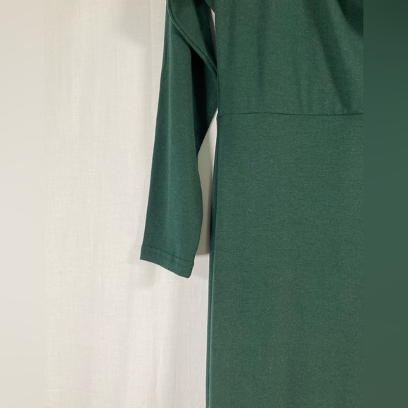 Gorgeous long, stretchy maternity photoshoot gown size small - Picture 9 of 12